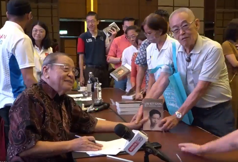 Kit Siang brushes off notion of plot in DAP to bring down CM Chow